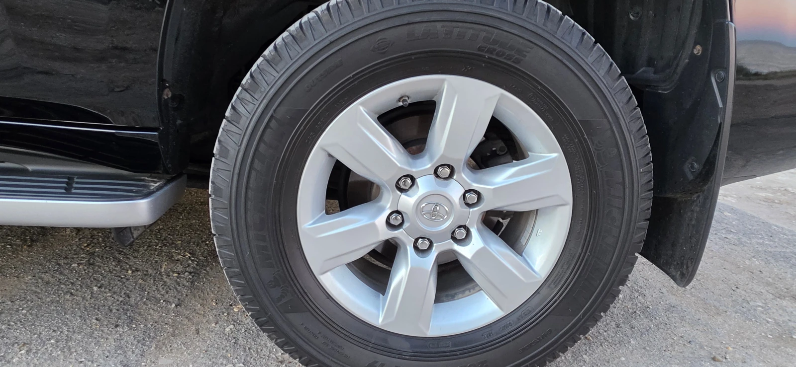 Toyota Land cruiser 2.8 D4D, снимка 7 - Автомобили и джипове - 56741537