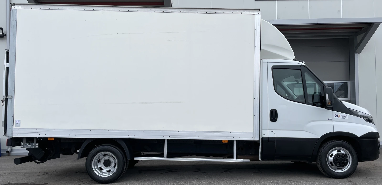 Iveco Daily "Б" Падащ Борд 35C16  - изображение 6