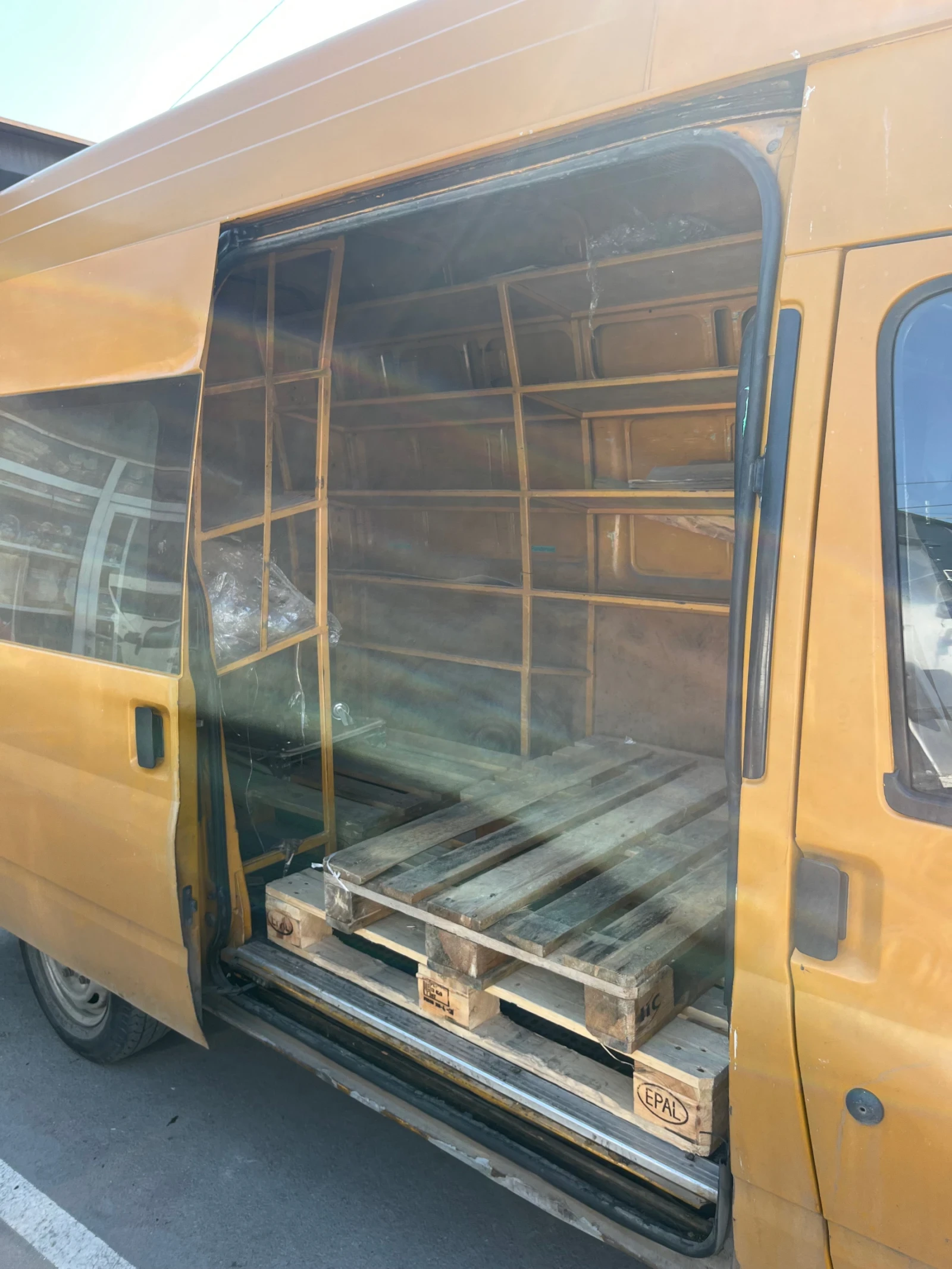 Ford Transit  - изображение 4