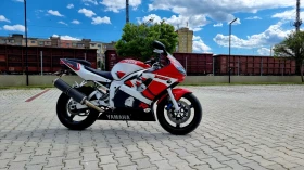  Yamaha YZF-R6