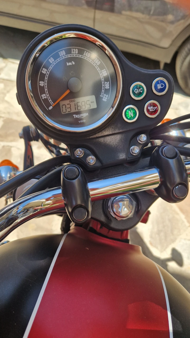 Triumph Bonneville, снимка 6 - Мотоциклети и мототехника - 52372812