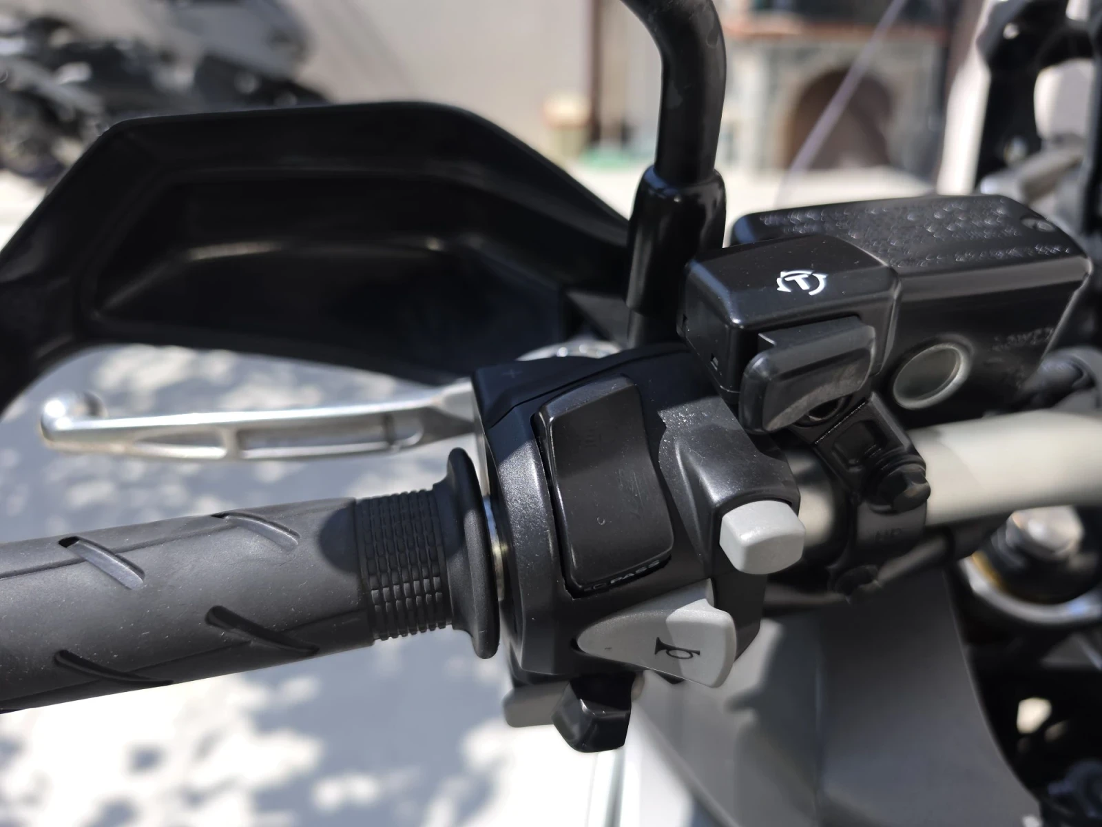 Honda X-ADV 750 ABC Tc Akrapovich , снимка 11 - Мотоциклети и мототехника - 55922894