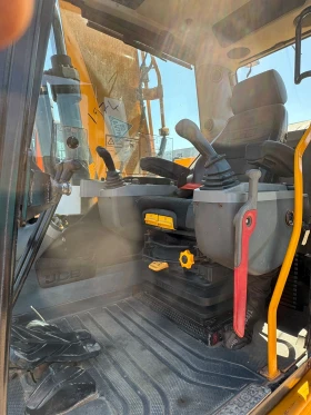 Багер JCB 150 X LC ДВЕ КОФИ ЛИЗИНГ, снимка 9