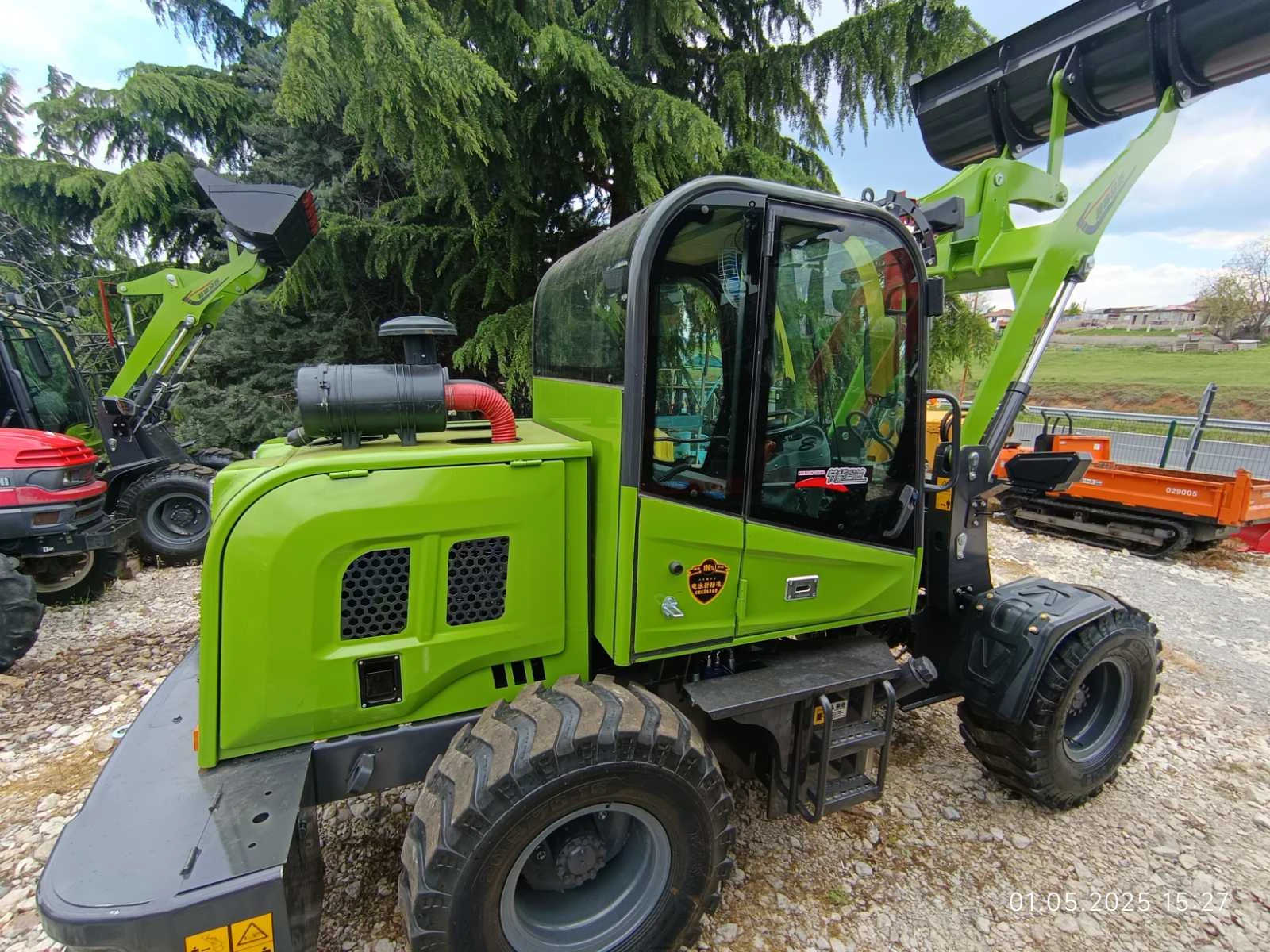 Челен товарач Komatsu ЧИСТО НОВ 65к.с.4х4, снимка 9 - Индустриална техника - 53826763