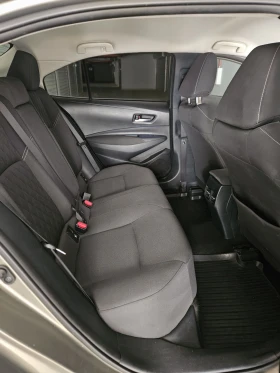 Toyota Corolla 1.6P CVT Executive Plus, снимка 13