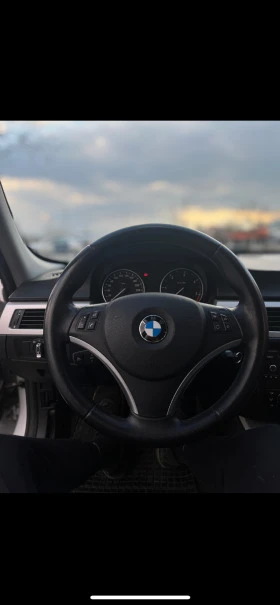 BMW 318 E91 | Mobile.bg    10