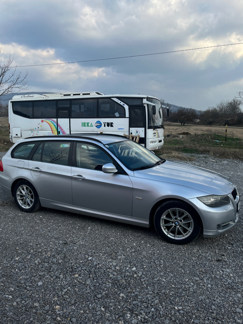 BMW 318 E91, снимка 3 - Автомобили и джипове - 44356620