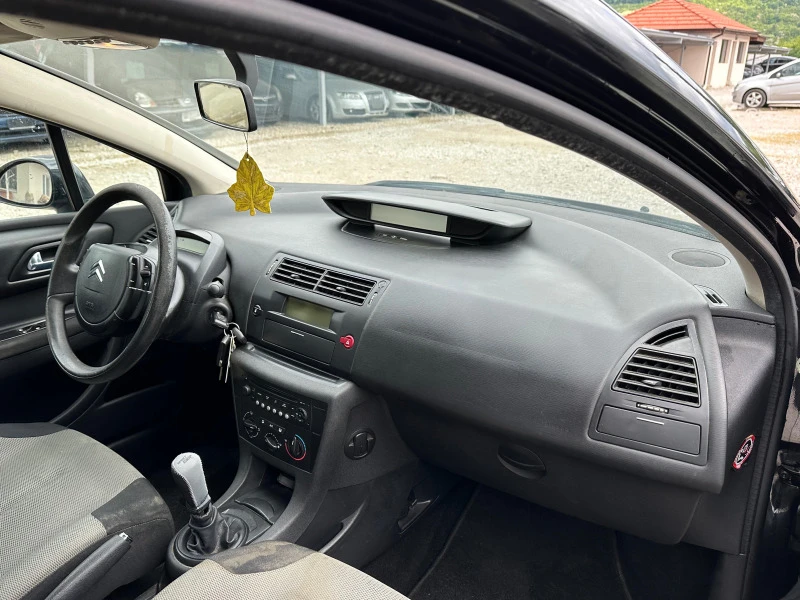 Citroen C4 1.4i/89кс, снимка 12 - Автомобили и джипове - 45382622