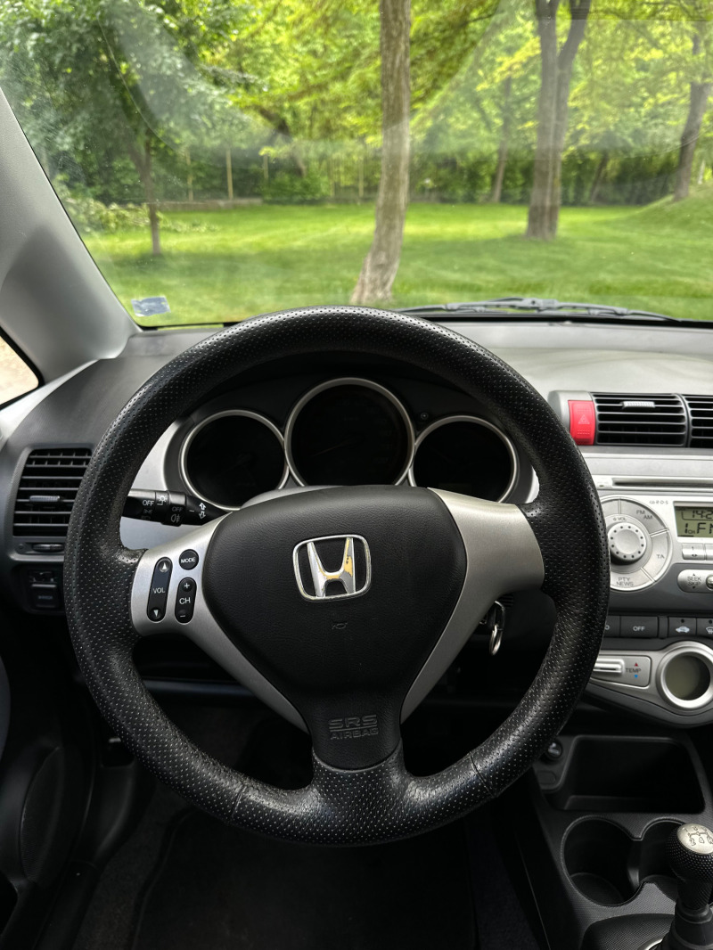 Honda Jazz 1.4i Face, снимка 11 - Автомобили и джипове - 45752883