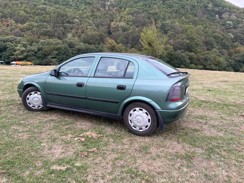 Opel Astra 1, 6 Моноинжекция, снимка 3 - Автомобили и джипове - 47295686