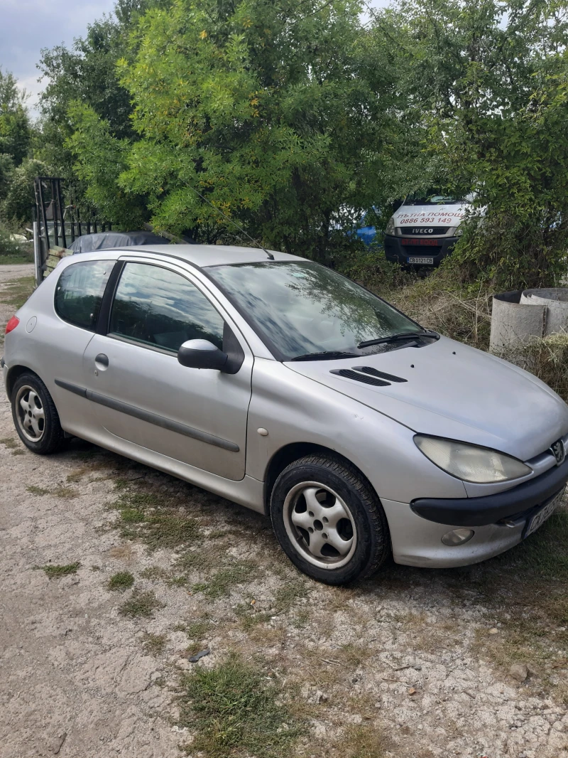 Peugeot 206 Хечбек, снимка 5 - Автомобили и джипове - 47421747