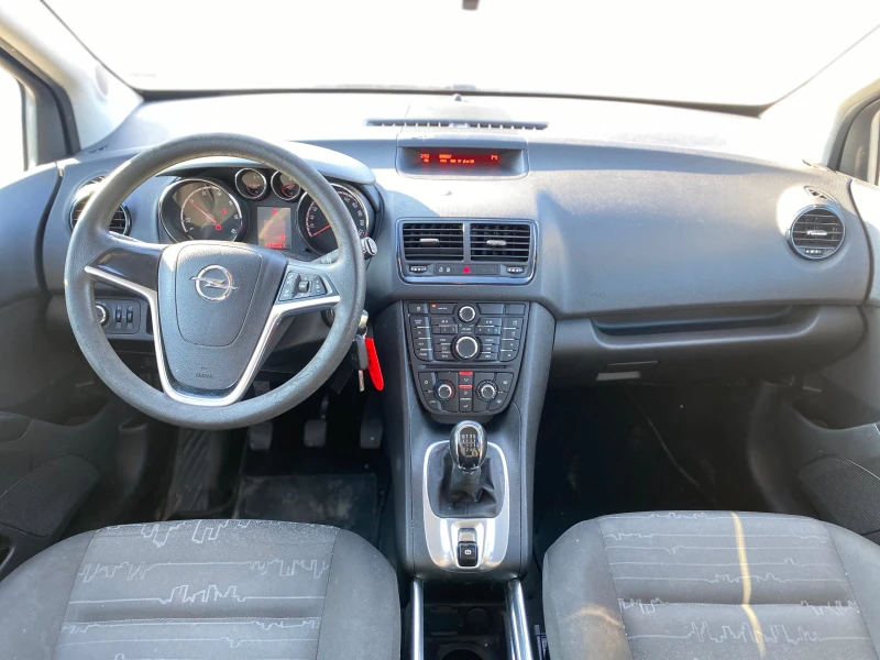 Opel Meriva 1.6 CDTI, снимка 8 - Автомобили и джипове - 48335744