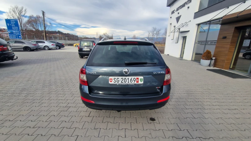 Skoda Octavia 4x4 ЛИЗИНГ, снимка 4 - Автомобили и джипове - 48865183