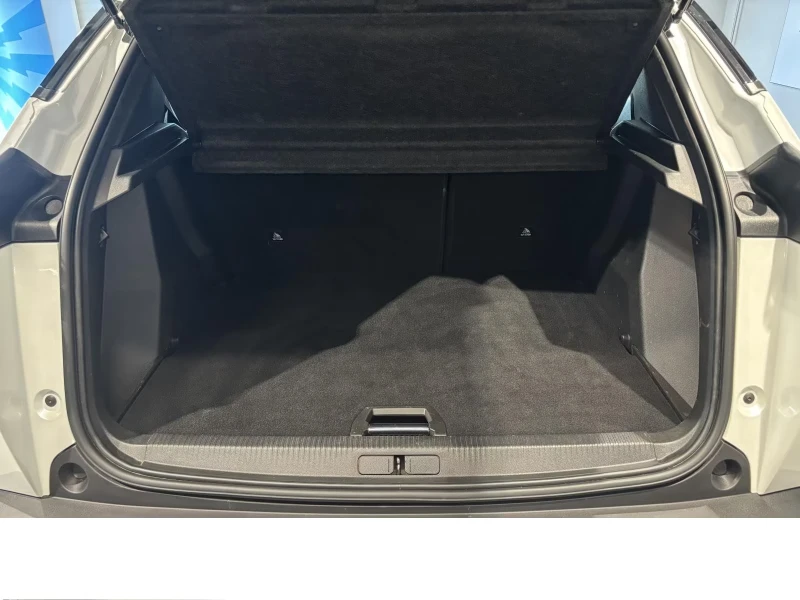 Peugeot 2008 Allure, снимка 3 - Автомобили и джипове - 53048361