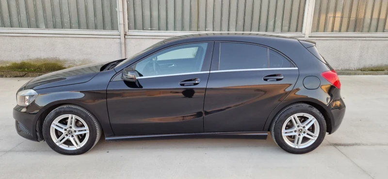 Mercedes-Benz A 180, снимка 5 - Автомобили и джипове - 51514354
