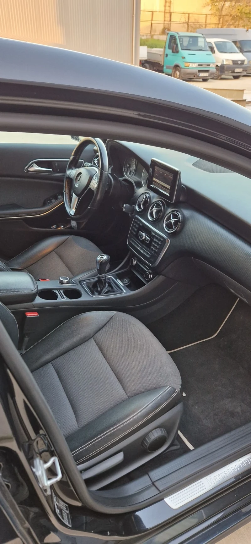 Mercedes-Benz A 180, снимка 12 - Автомобили и джипове - 51514354