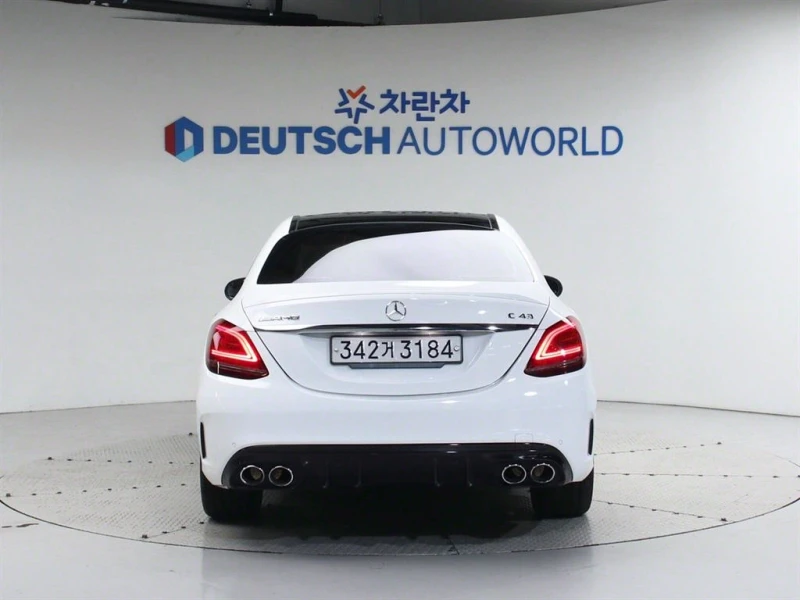 Mercedes-Benz C 43 AMG 4MATIC Burmester 42 000km, снимка 4 - Автомобили и джипове - 52796476