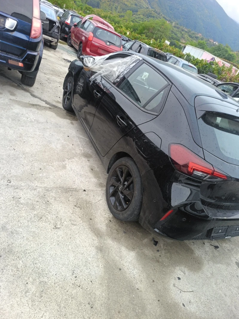 Opel Corsa 1.0 i, снимка 2 - Автомобили и джипове - 51862650