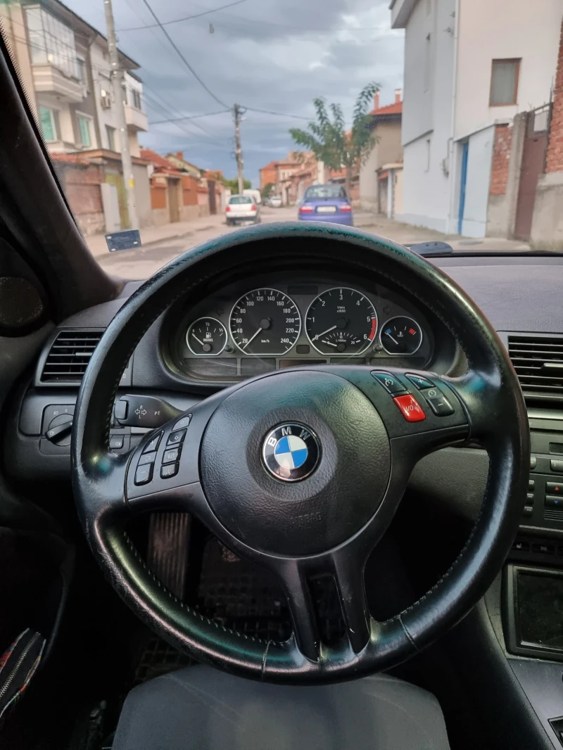 BMW 320, снимка 7 - Автомобили и джипове - 52858159