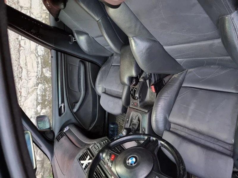 BMW 320, снимка 10 - Автомобили и джипове - 52858159