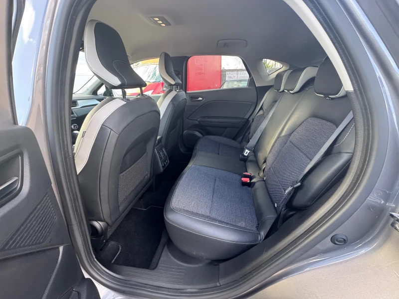 Renault Captur 1.6E-Tech Hibrid 58000км , снимка 10 - Автомобили и джипове - 52320537