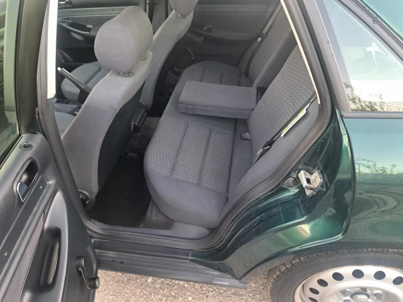 Audi A4, снимка 8 - Автомобили и джипове - 52409451