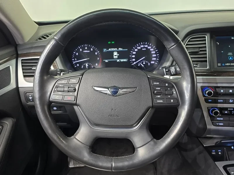 Genesis G80 3.3 AWD, снимка 13 - Автомобили и джипове - 54422472