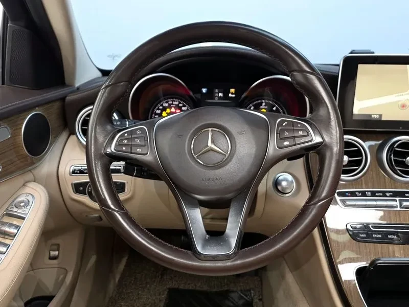 Mercedes-Benz C 220 D Exclusive, снимка 12 - Автомобили и джипове - 54882058
