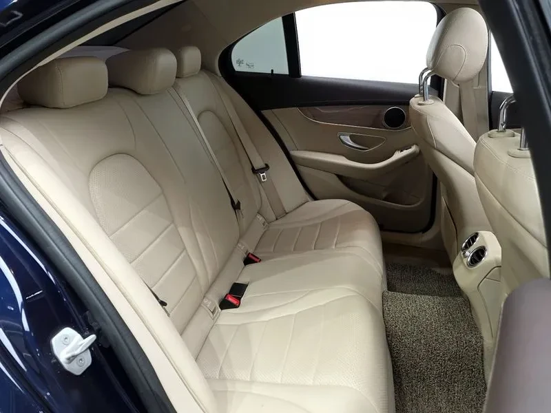 Mercedes-Benz C 220 D Exclusive, снимка 11 - Автомобили и джипове - 54882058