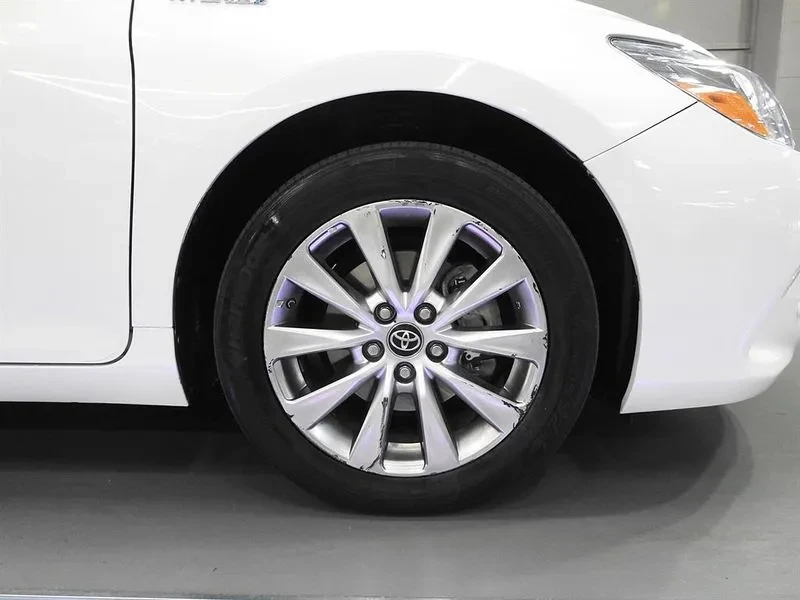 Toyota Camry Hybrid Xle, снимка 5 - Автомобили и джипове - 55831222