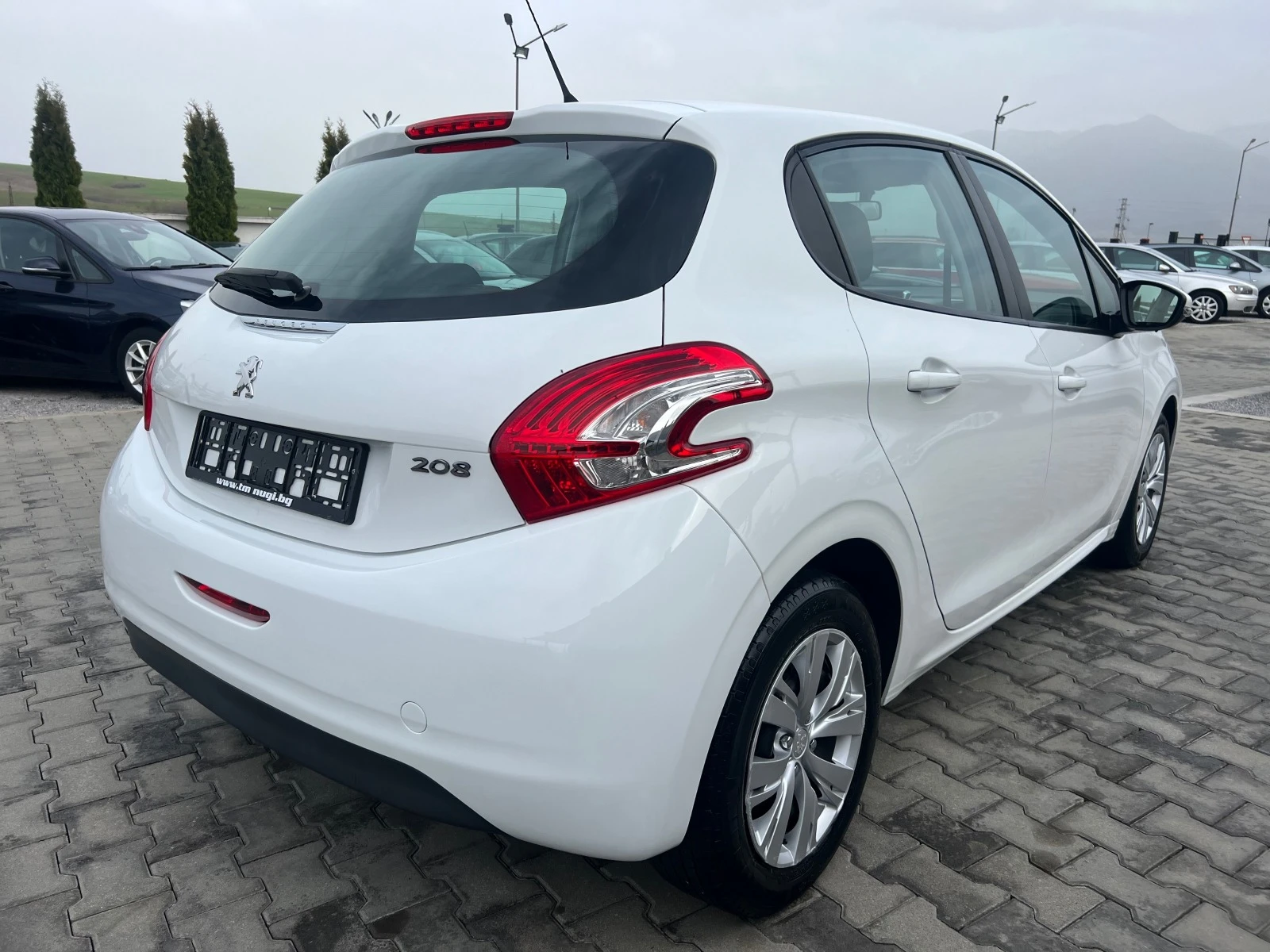 Peugeot 208 1.4HDI*LED*TOP* - изображение 6