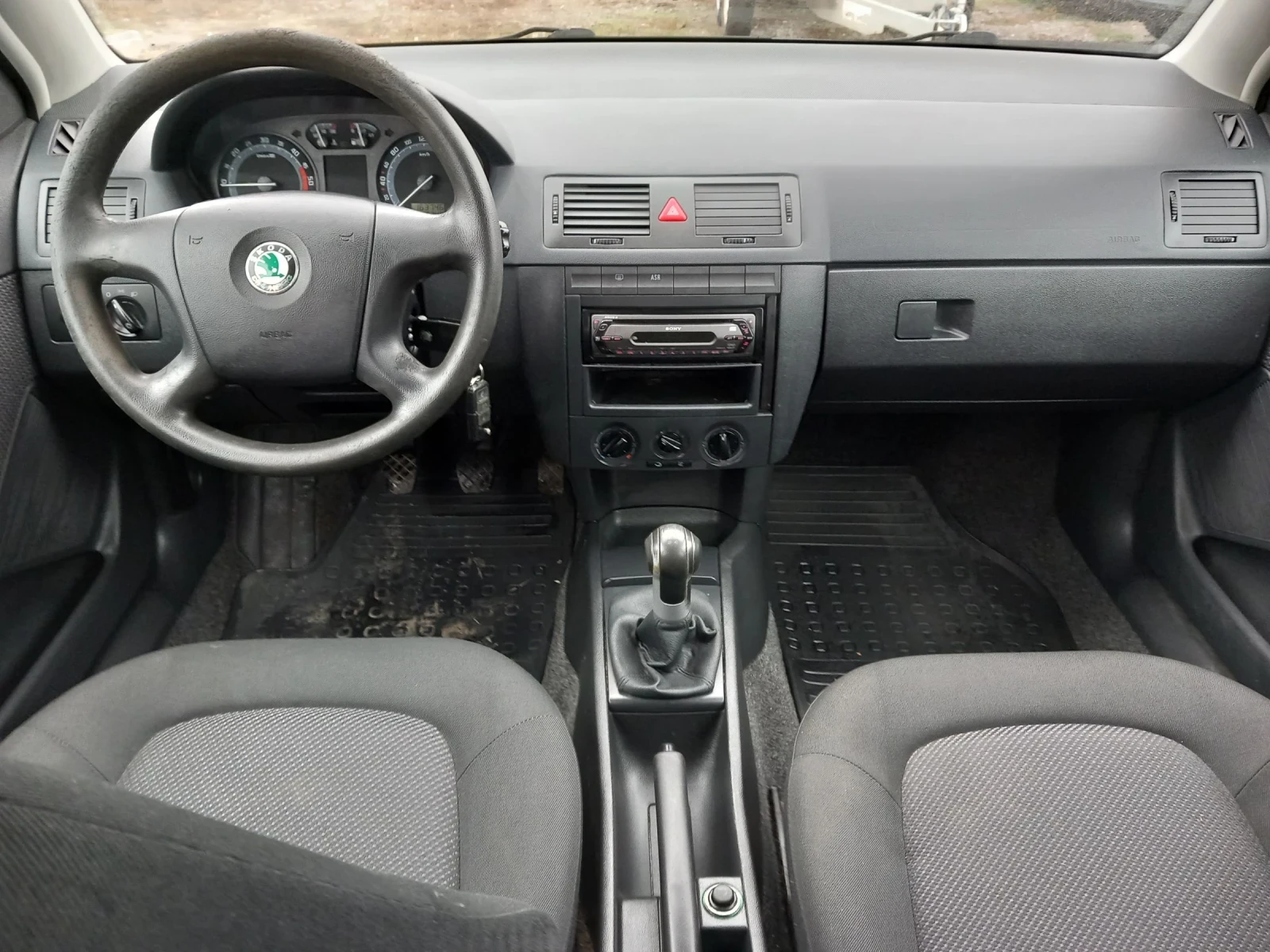 Skoda Fabia 1.4TDI - изображение 10