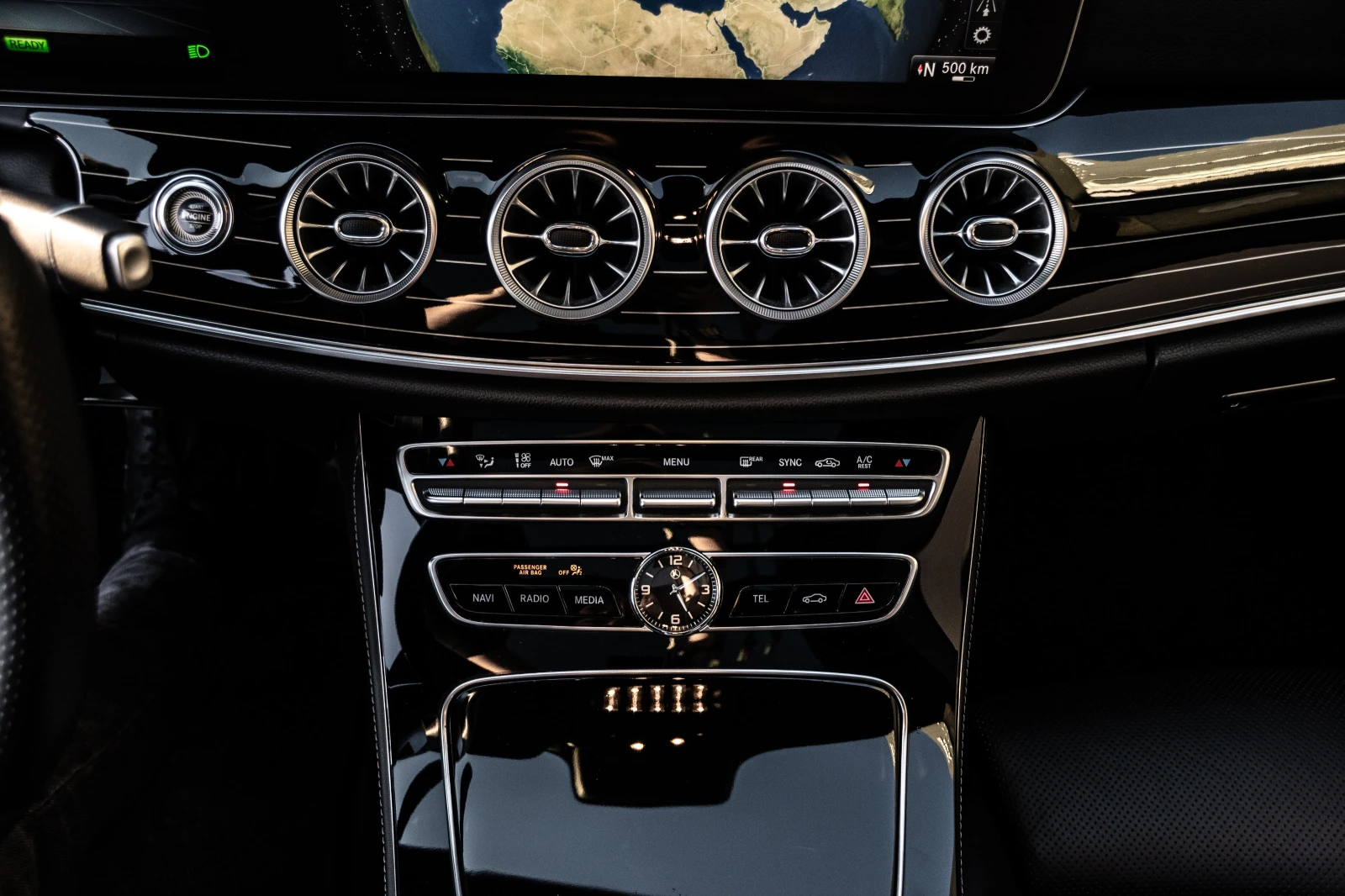 Mercedes-Benz E 53 AMG Mercedes-Benz E 53 AMG EQ Boost 4MATIC+ AMG SPEEDS - изображение 8