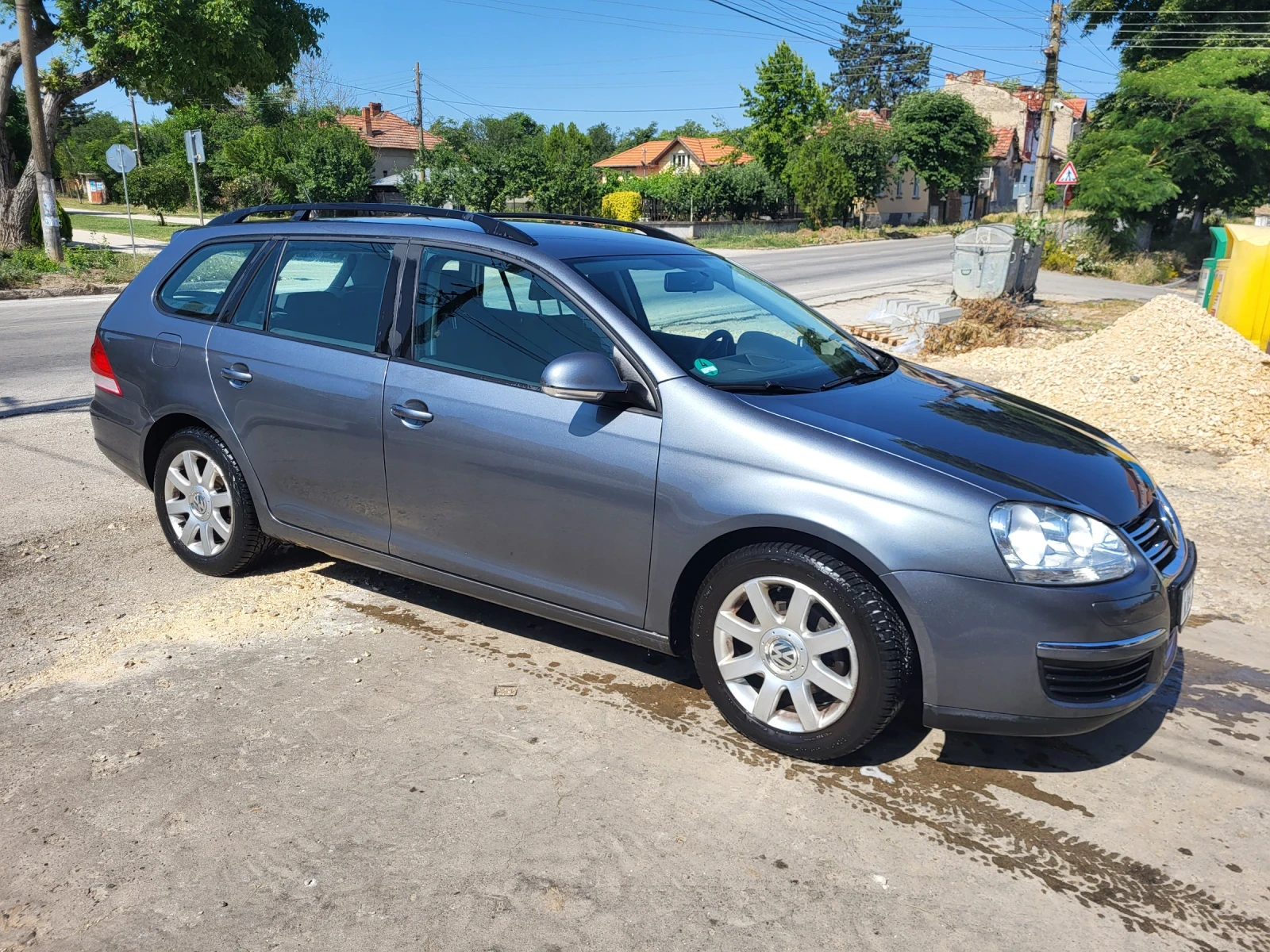 VW Golf 1.6 Бензин - изображение 2