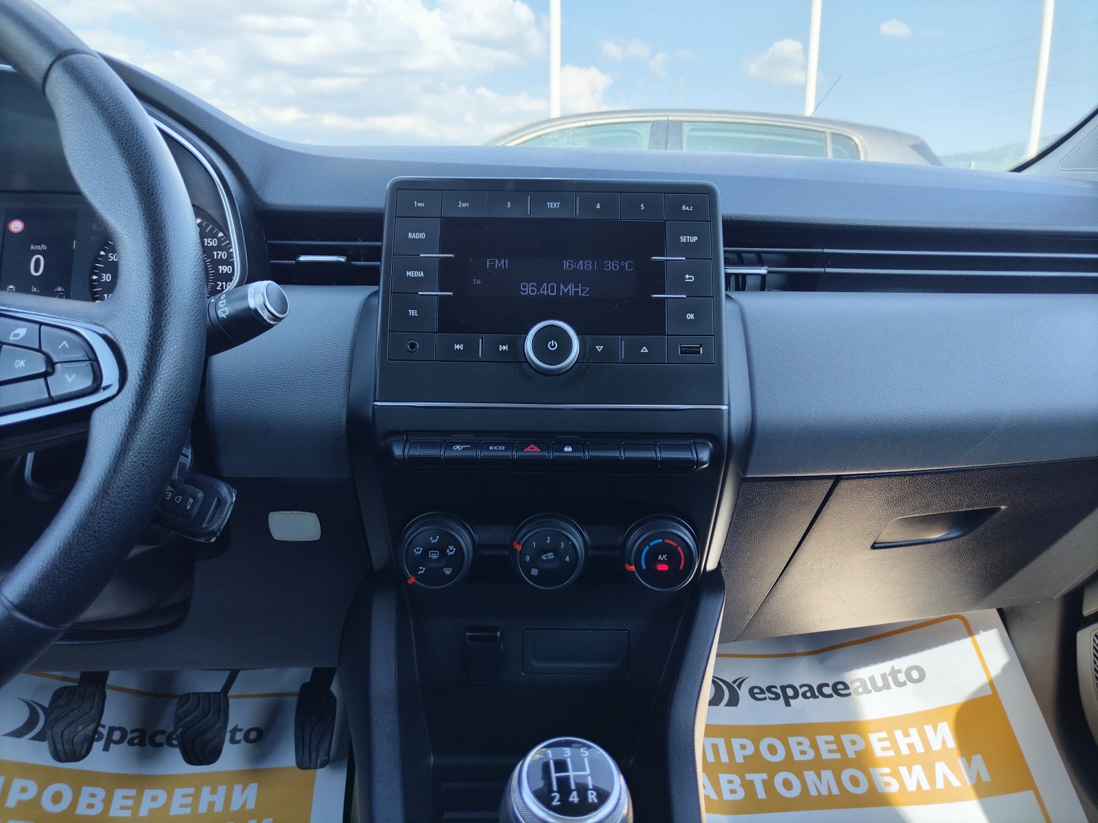 Renault Clio 1.0TCe/ 100к.с./Life - изображение 10