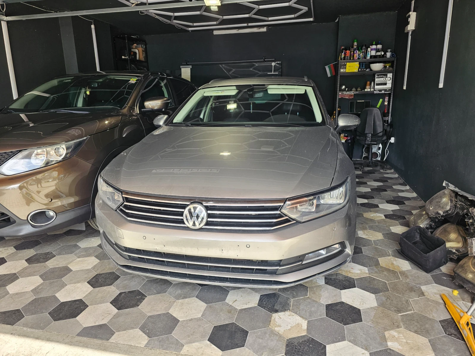VW Passat 131 000km, Distronic, Подгрев волан, EURO6 - изображение 4