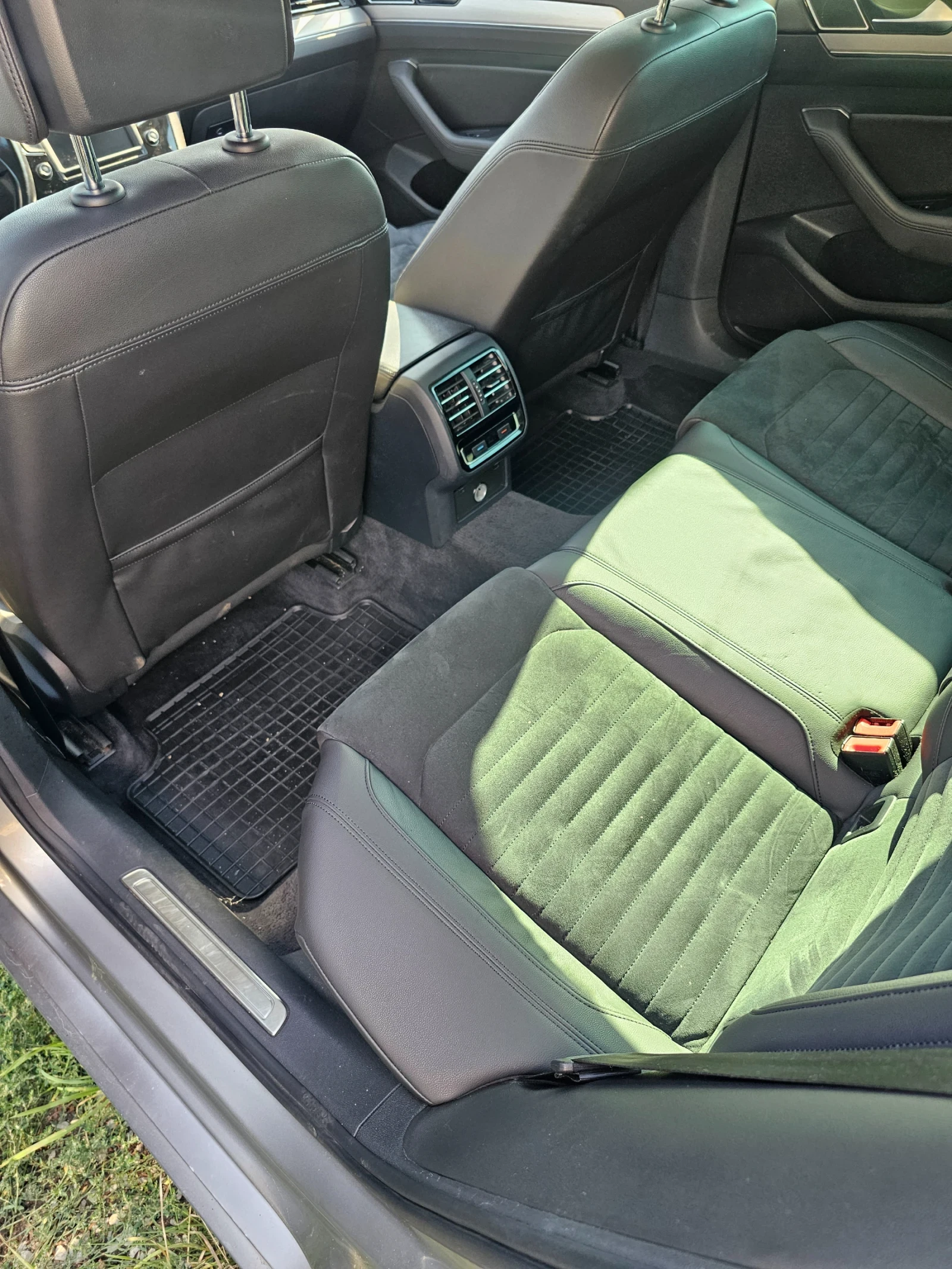 VW Passat 131 000km, Distronic, Подгрев волан, EURO6 - изображение 9