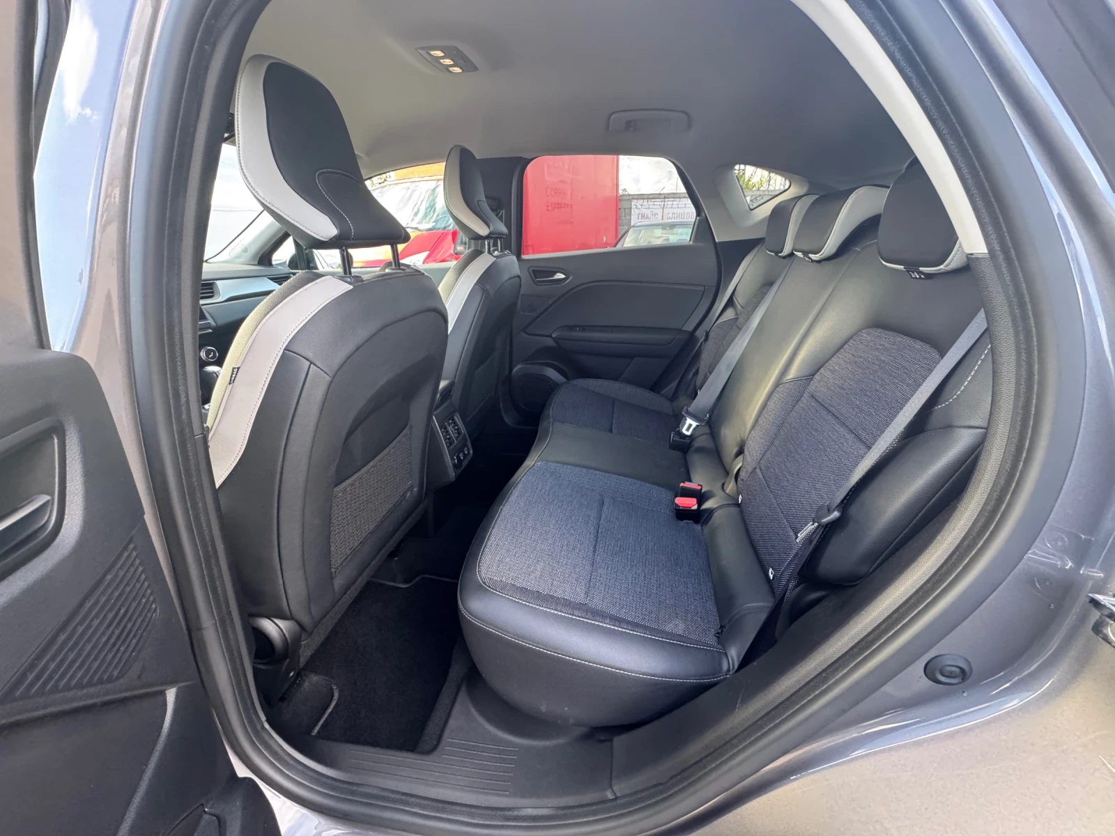 Renault Captur 1.6E-Tech Hibrid 58000км  - изображение 10