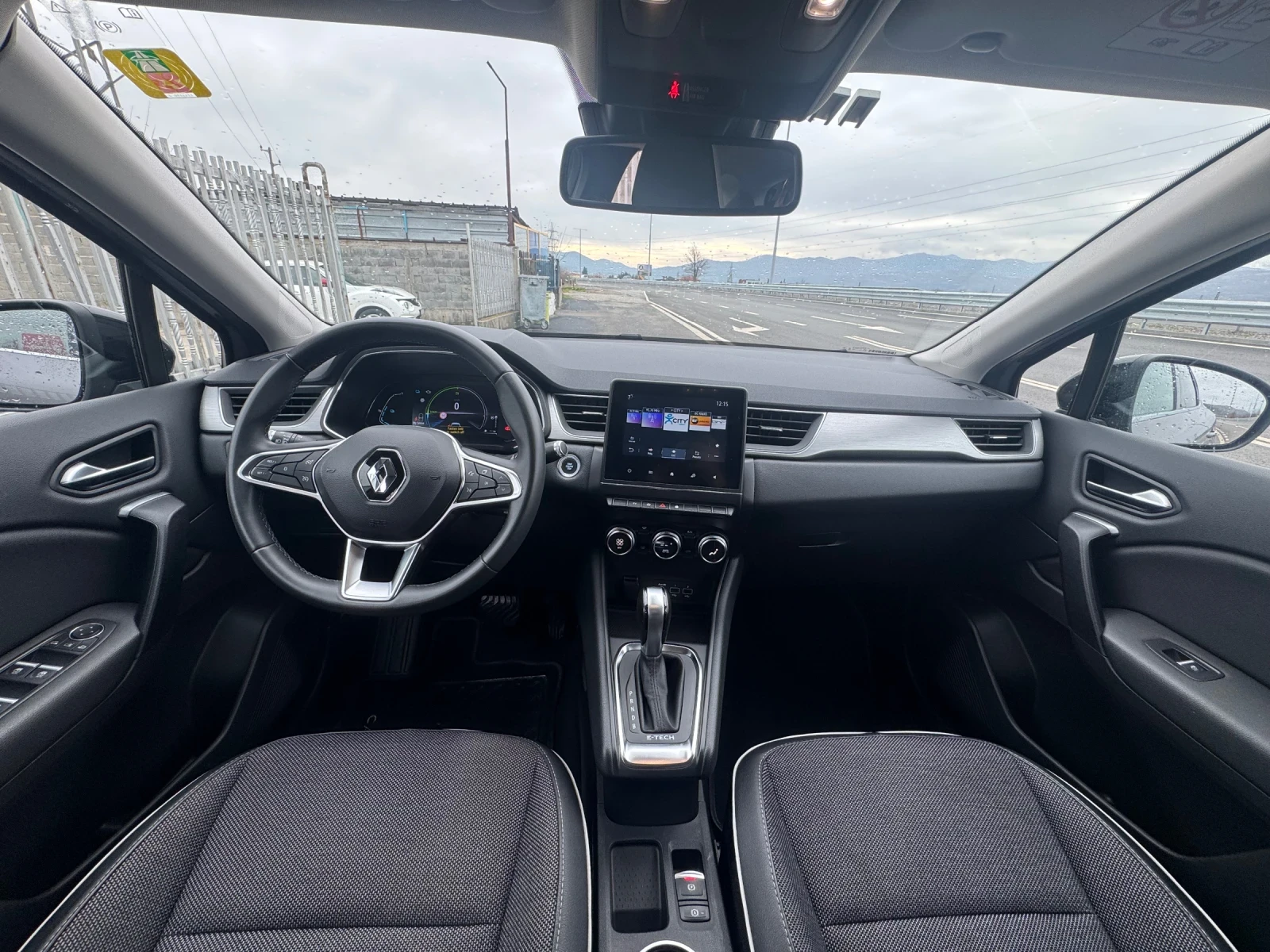 Renault Captur 1.6E-Tech Hibrid 58000км , снимка 10 - Автомобили и джипове - 53284015
