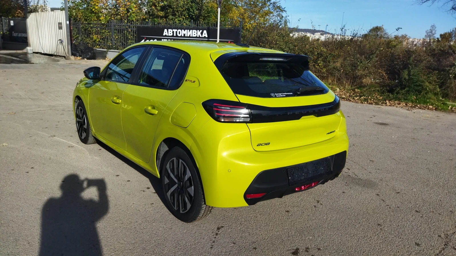 Peugeot 208 MHEV Швейцария - изображение 7