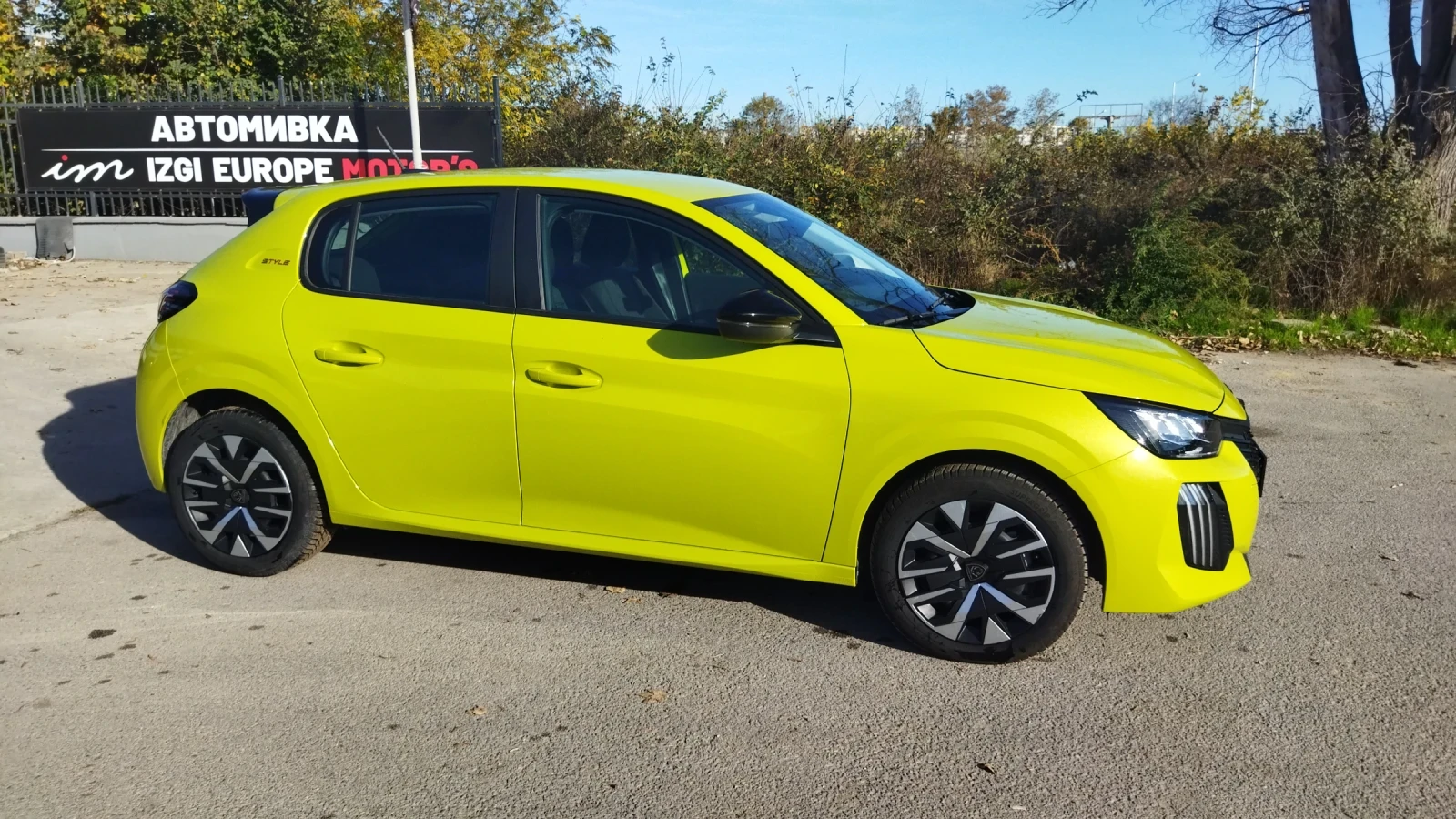 Peugeot 208 MHEV Швейцария - изображение 5