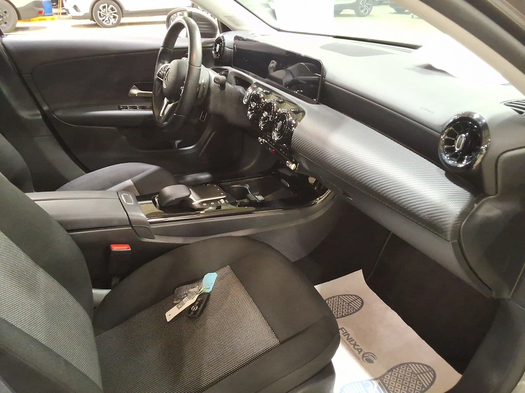 Mercedes-Benz A 180 d Business Solution - изображение 7