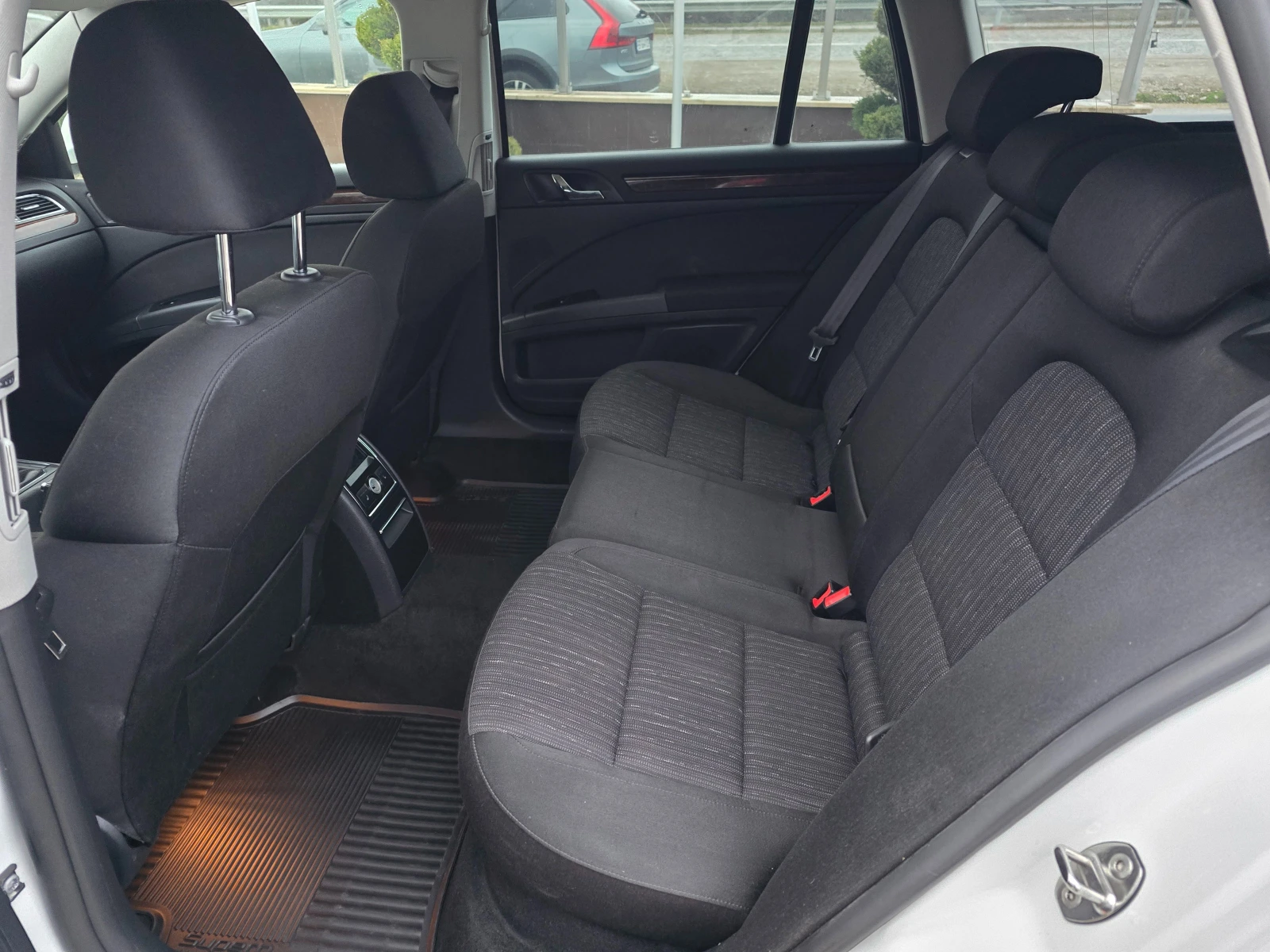 Skoda Superb 2.0 TDI 140KS KLIMATRON | Mobile.bg � ����������� 14