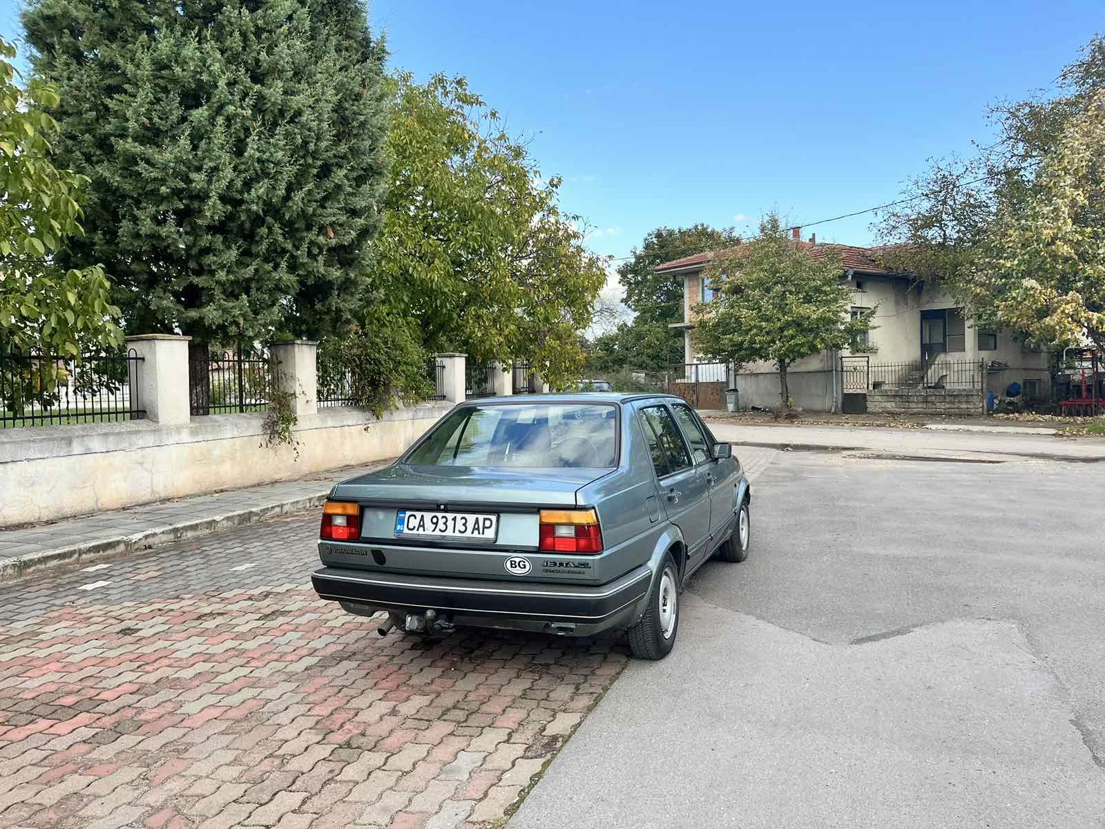 VW Jetta, снимка 14 - Автомобили и джипове - 53750794