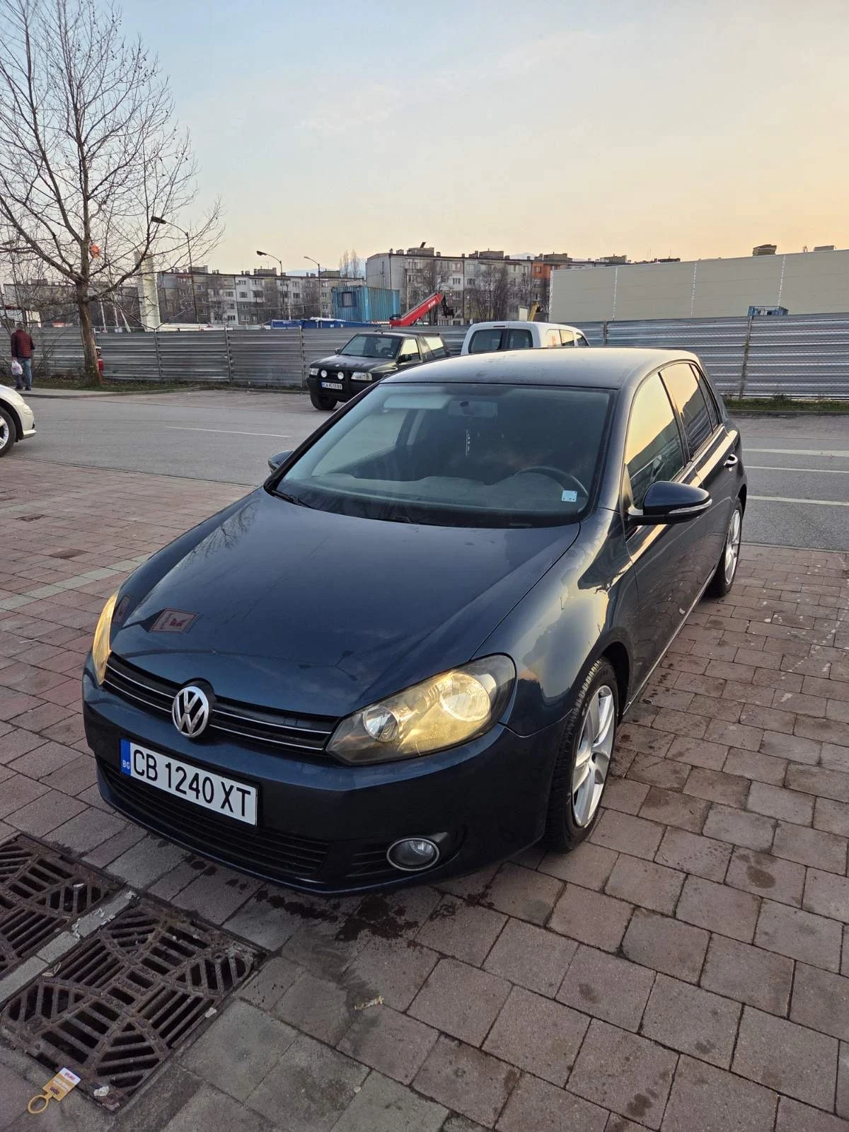 VW Golf, снимка 3 - Автомобили и джипове - 53808874