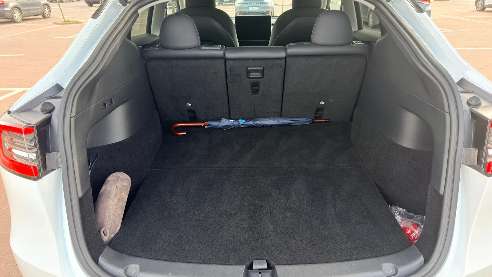 Tesla Model Y Long Range, снимка 15 - Автомобили и джипове - 54226006