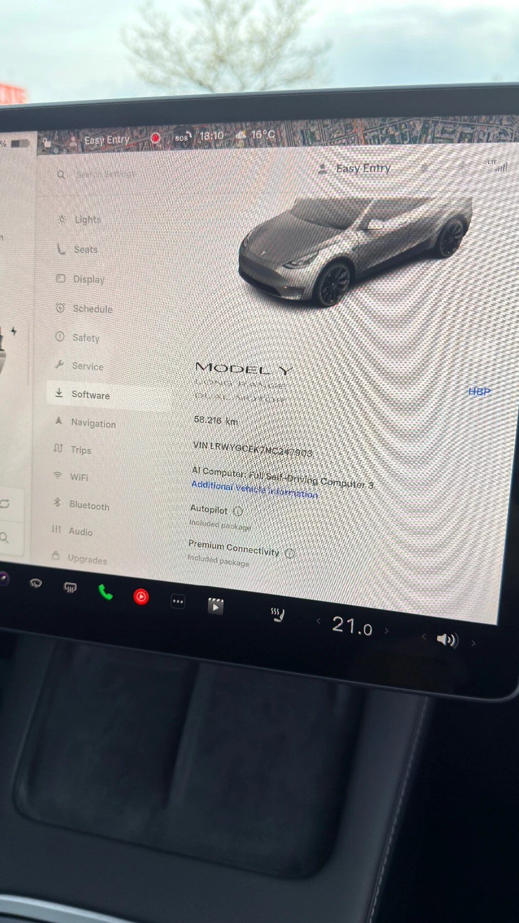 Tesla Model Y Long Range, снимка 10 - Автомобили и джипове - 54226006