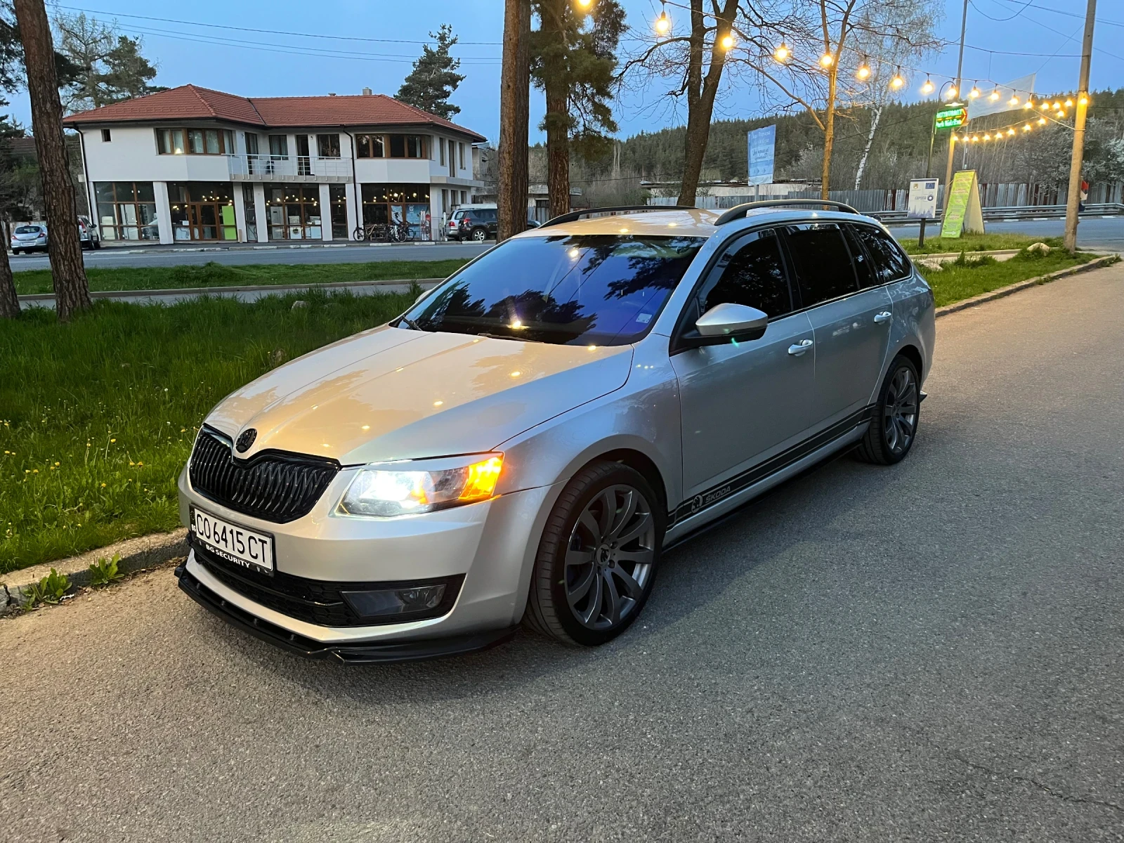 Skoda Octavia, снимка 11 - Автомобили и джипове - 54335841