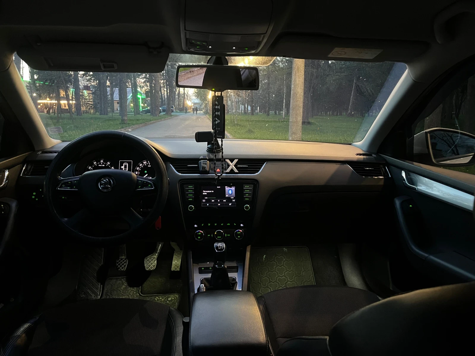 Skoda Octavia, снимка 8 - Автомобили и джипове - 54335841