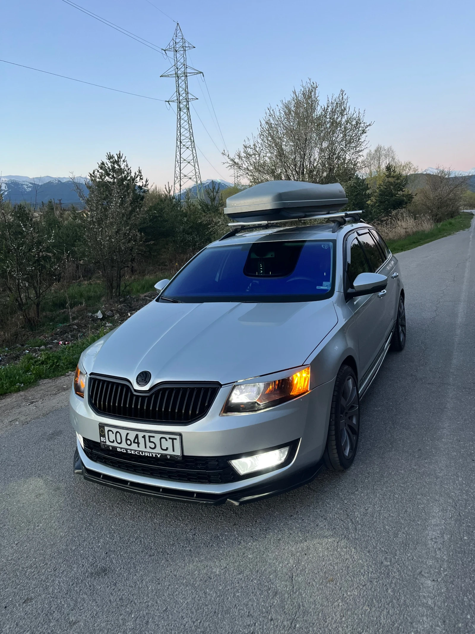 Skoda Octavia, снимка 4 - Автомобили и джипове - 54335841